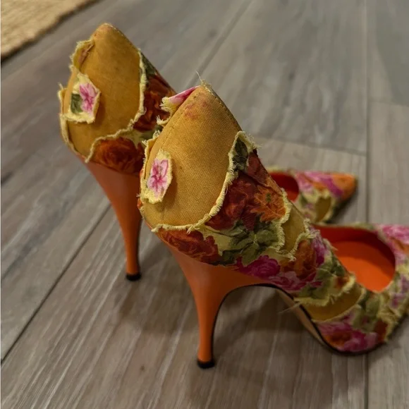 Laundry by Shelli Segal silk floral pumps size 7.5 - Picture 7 of 9